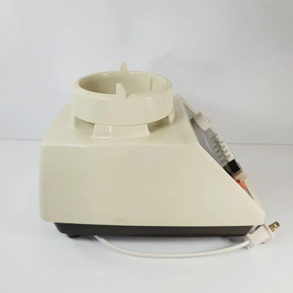 Vintage Oster Osterizer Dual Range Pulse-Matic 12 Blender Base 862-06H Beige